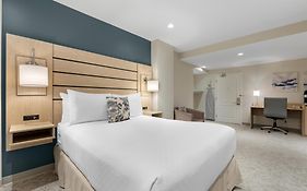 Best Western Plus Baker Street Inn
